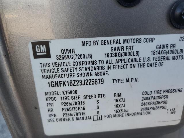 Photo 10 from auction – 2003 CHEVROLET SUBURBAN K with VIN 1GNFK16Z23J225879