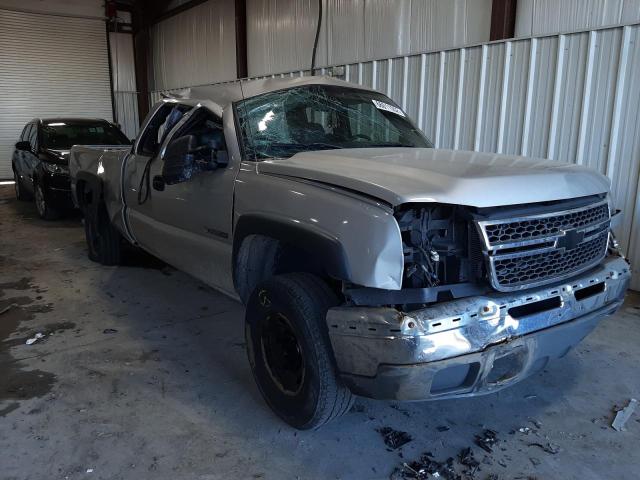 Photo 9 from auction – 2005 CHEVROLET SILVERADO with VIN 1GCHK29U15E119801