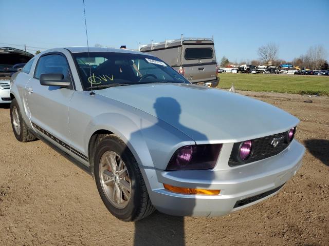 FORD MUSTANG 2005 with VIN 1ZVFT80N555153072 - Photo from auction