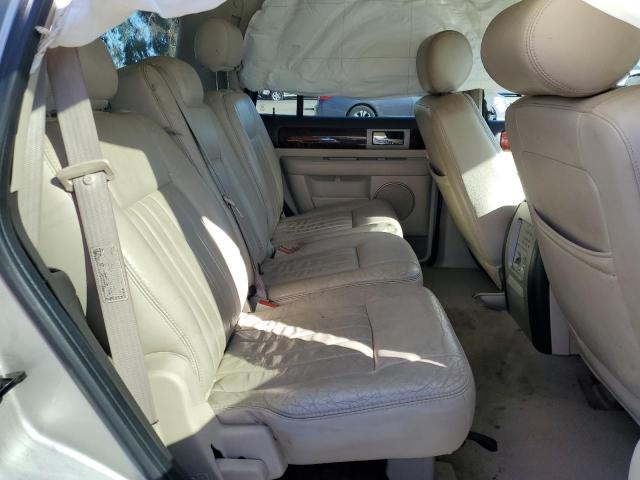 Photo 6 from auction – 2003 LINCOLN NAVIGATOR with VIN 5LMFU27R03LJ39832