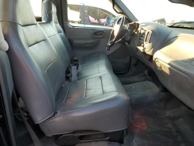 Photo 5 from auction – 2002 FORD F150 with VIN 3FTRF17282MA20516