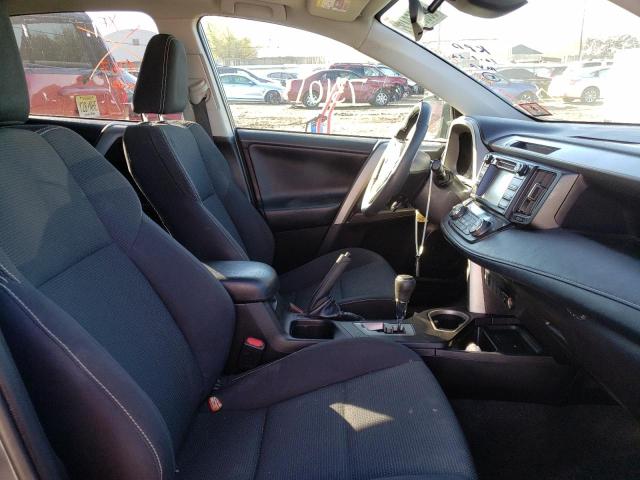 Photo 5 from auction – 2017 TOYOTA RAV4 XLE with VIN 2T3WFREV7HW401859