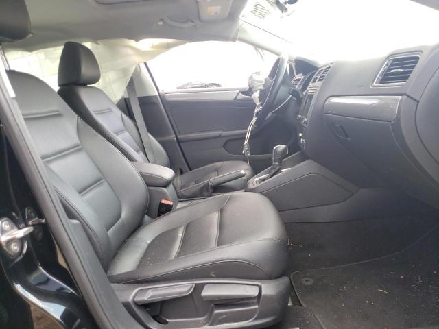 Photo 5 from auction – 2018 VOLKSWAGEN JETTA SE with VIN 3VWDB7AJ5JM264029