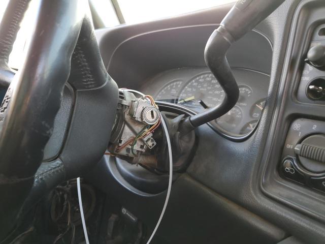 Photo 9 from auction – 2001 CHEVROLET SILVERADO with VIN 1GCEK19T01E169605