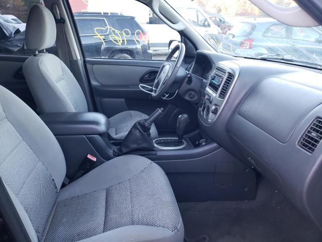 Photo 5 from auction – 2005 FORD ESCAPE XLT with VIN 1FMYU93145KA72357
