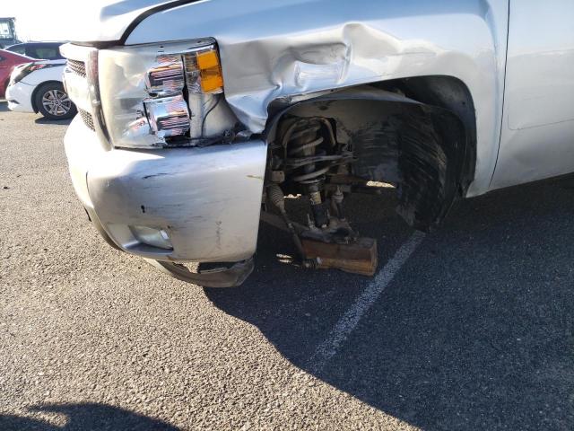 Photo 9 from auction – 2011 CHEVROLET SILVERADO with VIN 1GCRKSE36BZ218670