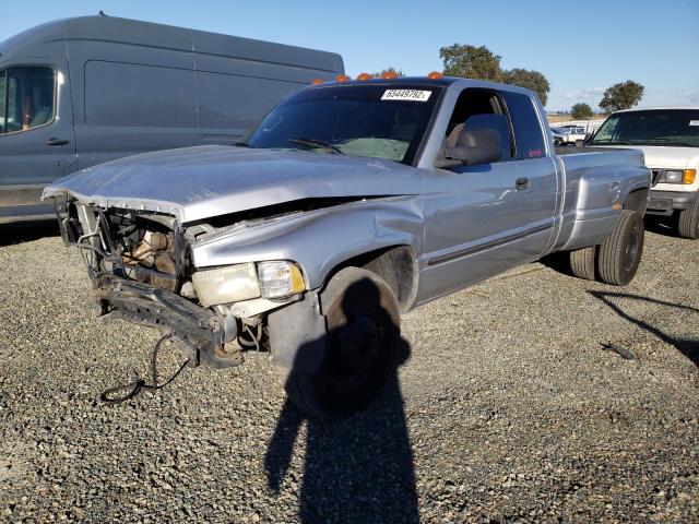 Photo 2 from auction – 2002 DODGE RAM 3500 with VIN 3B7MC33C92M282543