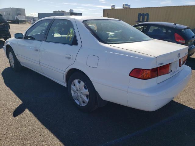 Photo 3 from auction – 2000 TOYOTA CAMRY CE with VIN JT2BG22KXY0465789