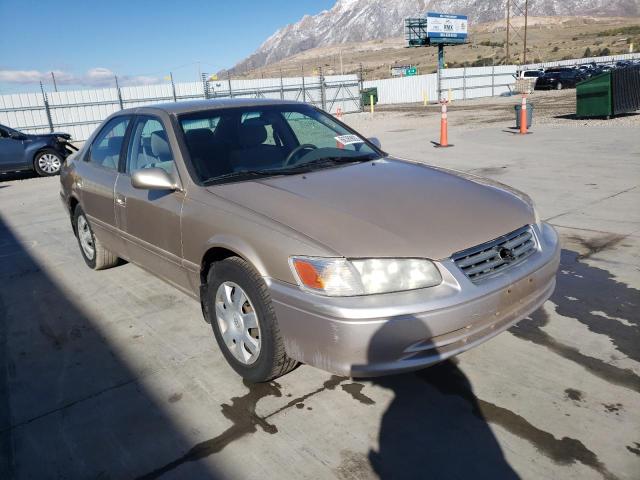Photo 1 from auction – 2000 TOYOTA CAMRY CE with VIN JT2BG22K3Y0466640