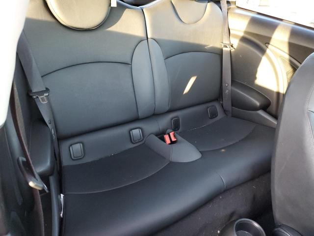 Photo 6 from auction – 2010 MINI COOPER with VIN WMWMF3C54ATZ25421