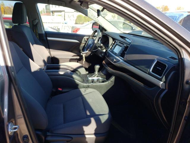 Photo 5 from auction – 2019 TOYOTA HIGHLANDER with VIN 5TDBZRFH7KS740323