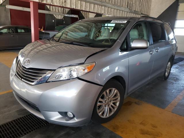Photo 2 from auction – 2014 TOYOTA SIENNA XLE with VIN 5TDYK3DC2ES474328