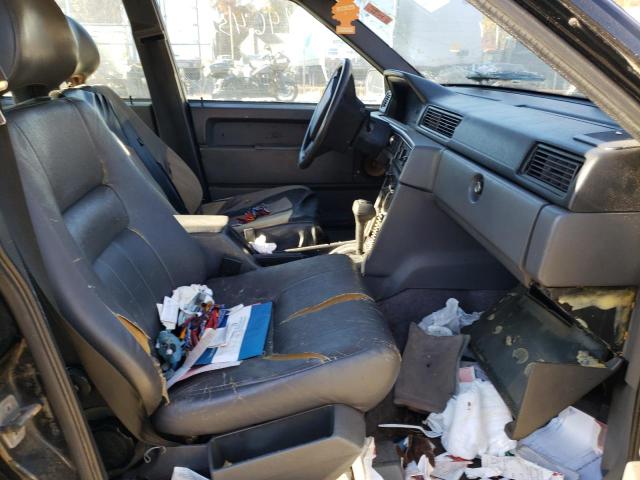 Photo 5 from auction – 1992 VOLVO 940 BASE with VIN YV1JS8832N1065424