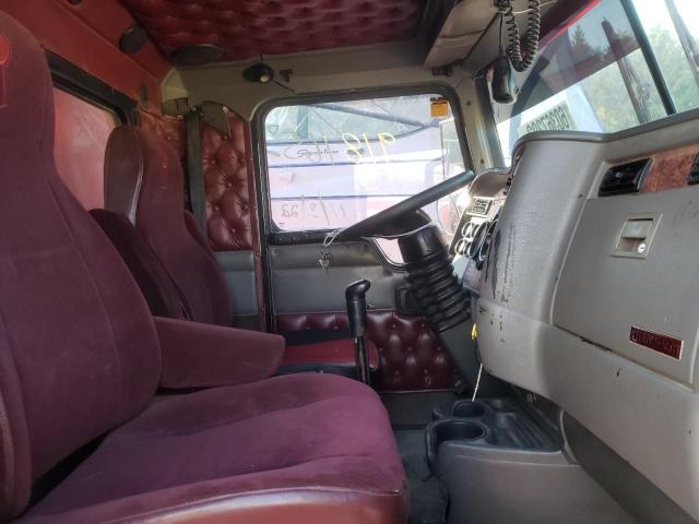 Photo 5 from auction – 2006 KENWORTH CONSTRUCTI with VIN 1NKDXBEX46J982471