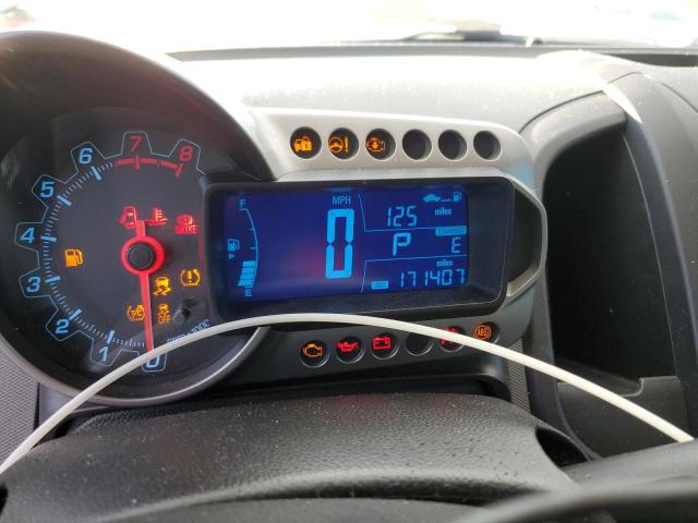 Zdjęcie 8 z aukcji – 2013 CHEVROLET SONIC LS z VIN 1G1JA5SG9D4133002