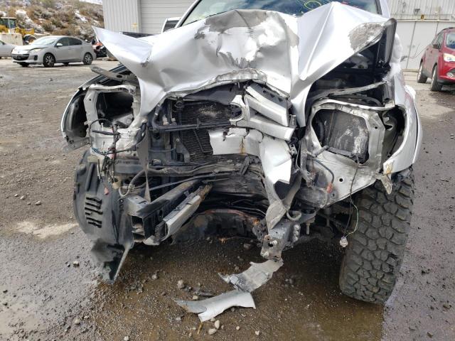 Photo 9 from auction – 2004 TOYOTA 4RUNNER SR with VIN JTEBT14R448010709