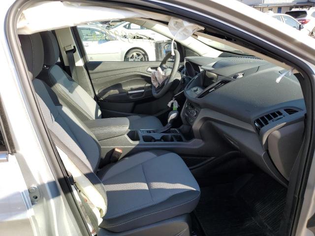 Photo 5 from auction – 2019 FORD ESCAPE SE with VIN 1FMCU9GD0KUA94547