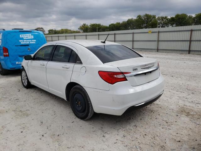 Photo 3 from auction – 2013 CHRYSLER 200 TOURIN with VIN 1C3CCBBB1DN525709