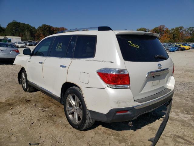 Photo 3 from auction – 2011 TOYOTA HIGHLANDER with VIN 5TDYK3EH2BS045857
