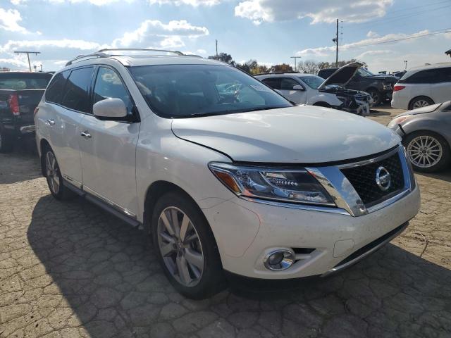 NISSAN PATHFINDER 2016 with VIN 5N1AR2MNXGC651913 - Photo from auction