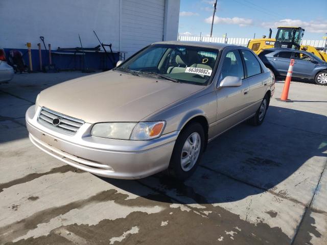 Photo 2 from auction – 2000 TOYOTA CAMRY CE with VIN JT2BG22K3Y0466640