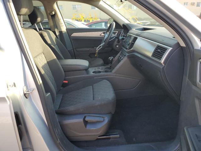 Photo 5 from auction – 2018 VOLKSWAGEN ATLAS S with VIN 1V2AP2CA6JC596570