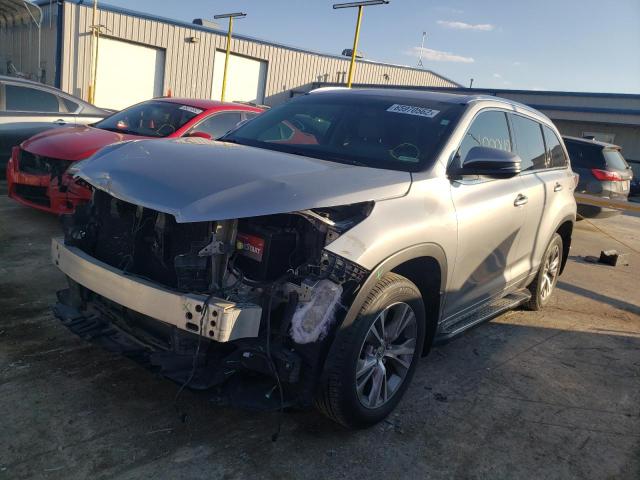Photo 2 from auction – 2015 TOYOTA HIGHLANDER with VIN 5TDJKRFHXFS184739