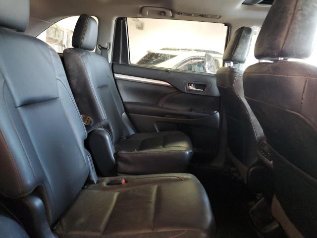Photo 6 from auction – 2017 TOYOTA HIGHLANDER with VIN 5TDJZRFH0HS520770