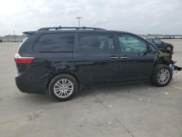 Photo 3 from auction – 2017 TOYOTA SIENNA XLE with VIN 5TDYZ3DC6HS837908