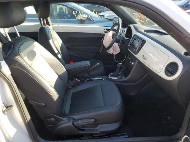 Photo 5 from auction – 2012 VOLKSWAGEN BEETLE with VIN 3VWJP7AT5CM636994