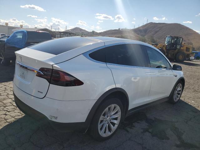 Photo 4 from auction – 2016 TESLA MODEL X with VIN 5YJXCBE22GF002064
