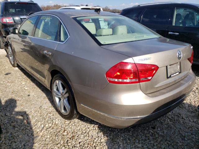 Photo 3 from auction – 2015 VOLKSWAGEN PASSAT SEL with VIN 1VWCV7A37FC091336