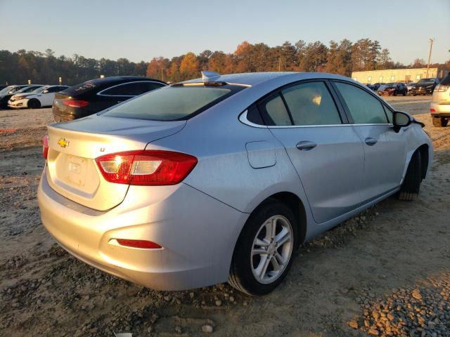Photo 4 from auction – 2017 CHEVROLET CRUZE with VIN 1G1BE5SM0H7210939