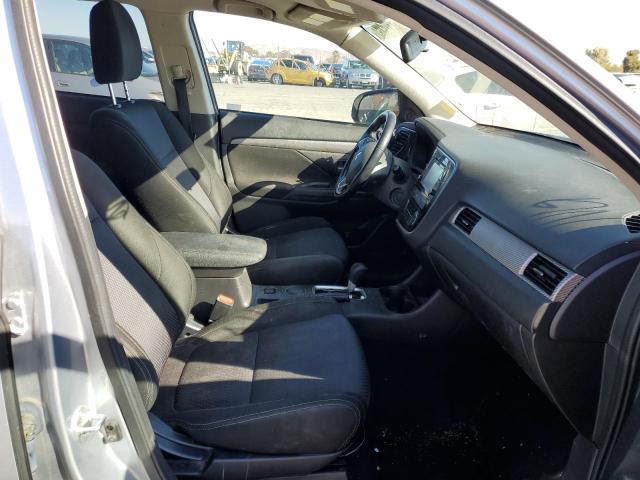 Photo 5 from auction – 2016 MITSUBISHI OUTLANDER with VIN JA4AD3A37GZ020233