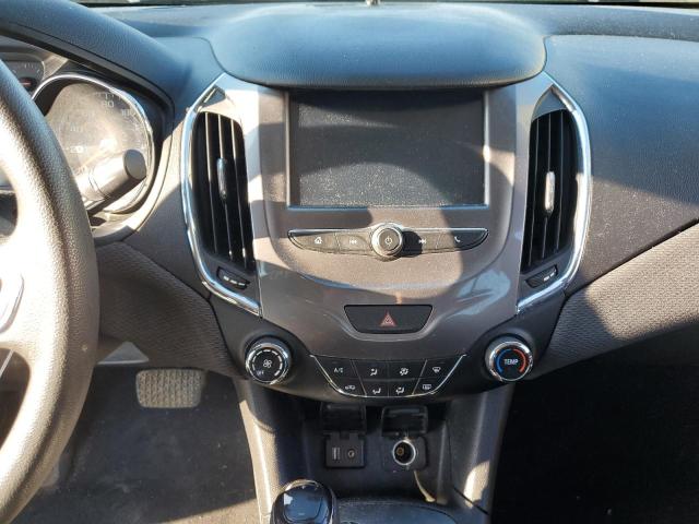 Photo 9 from auction – 2017 CHEVROLET CRUZE with VIN 3G1BE6SM7HS619592