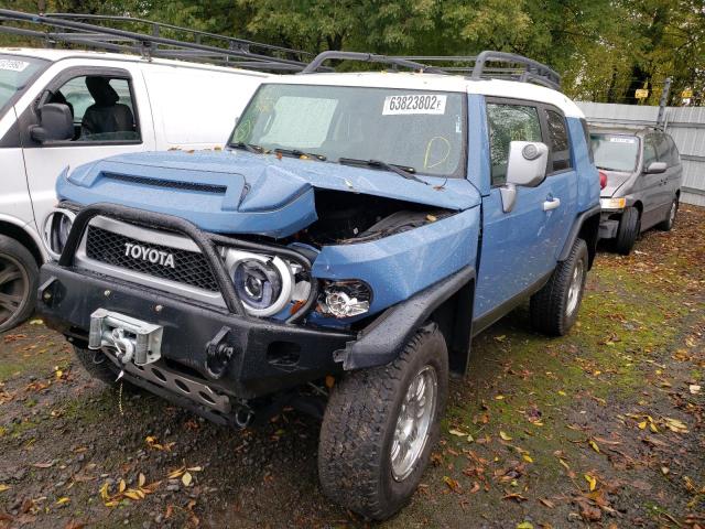 Photo 2 from auction – 2011 TOYOTA FJ CRUISER with VIN JTEBU4BF4BK100157
