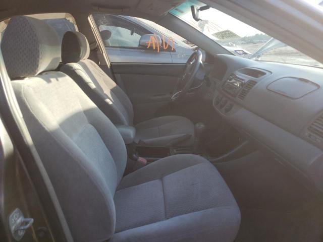 Photo 5 from auction – 2004 TOYOTA CAMRY LE with VIN 4T1BE32K34U789216