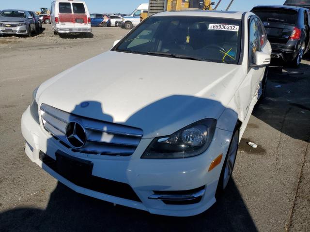 Photo 2 from auction – 2012 MERCEDES-BENZ C 250 with VIN WDDGF4HBXCA600720