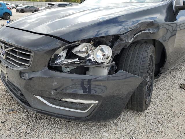 Photo 9 from auction – 2015 VOLVO V60 PREMIE with VIN YV140MEK6F1218167