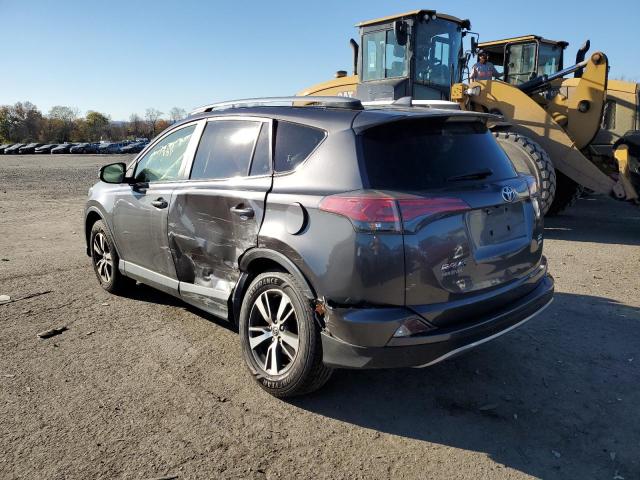 Photo 3 from auction – 2017 TOYOTA RAV4 XLE with VIN JTMRFREV1HJ705703