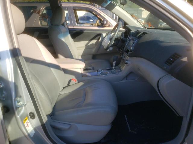Photo 5 from auction – 2013 TOYOTA HIGHLANDER with VIN 5TDZK3EH5DS129906