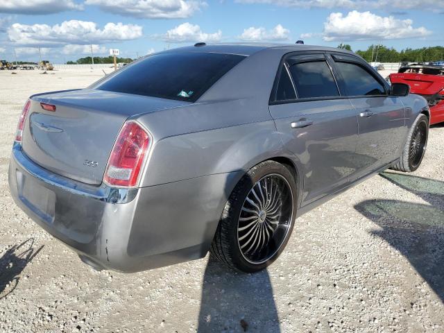 Foto 4 de la subasta – 2013 CHRYSLER 300 con VIN 2C3CCAAG7DH626365