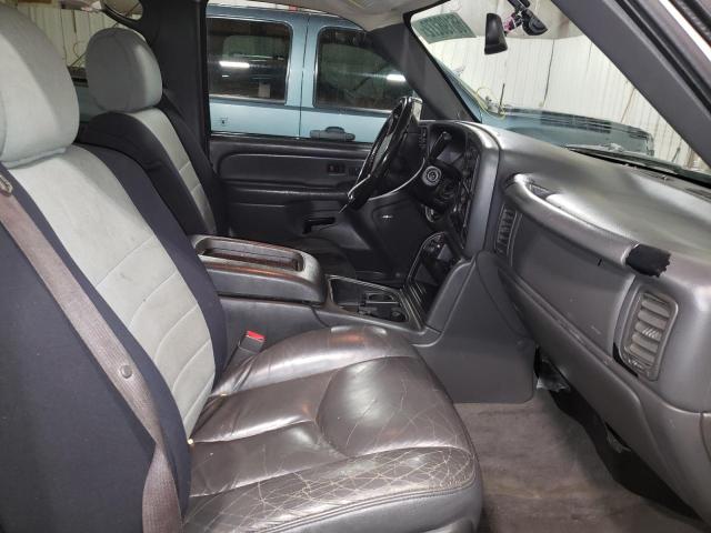 Photo 5 from auction – 2004 CHEVROLET AVALANCHE with VIN 3GNEK12T74G124207