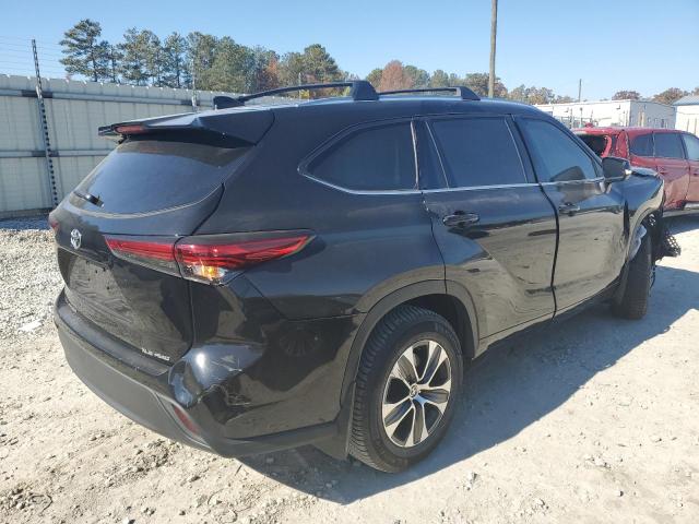 Photo 4 from auction – 2021 TOYOTA HIGHLANDER with VIN 5TDGZRBH6MS559289