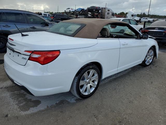Photo 4 from auction – 2012 CHRYSLER 200 TOURIN with VIN 1C3BCBEG5CN158783