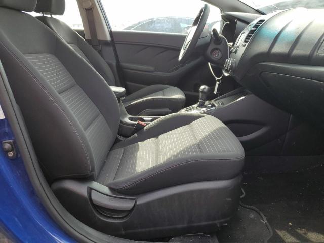 Photo 5 from auction – 2017 KIA FORTE LX with VIN 3KPFL4A74HE067756