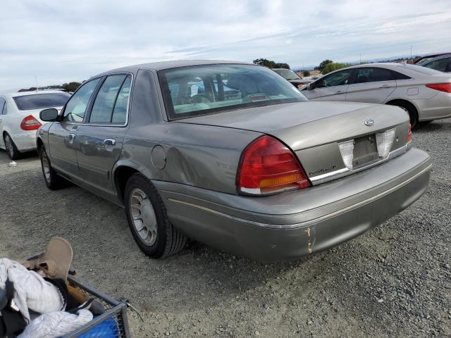 Photo 3 from auction – 2000 FORD CROWN VICT with VIN 2FAFP74W3YX121511