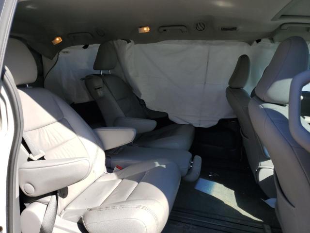 Photo 6 from auction – 2017 TOYOTA SIENNA XLE with VIN 5TDYZ3DC6HS820459