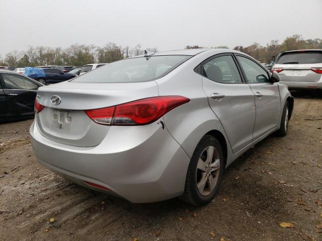 Photo 4 from auction – 2012 HYUNDAI ELANTRA GL with VIN 5NPDH4AEXCH072133