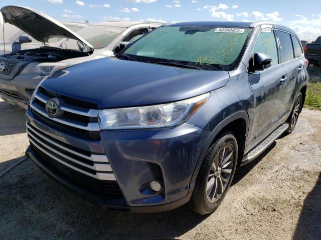 Photo 2 from auction – 2018 TOYOTA HIGHLANDER with VIN 5TDJZRFH9JS897071